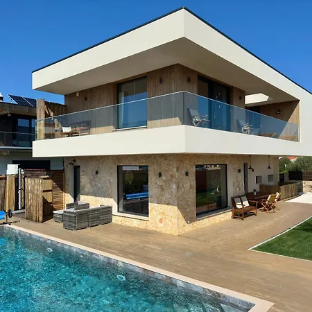 Villa Victoria Atlantica
